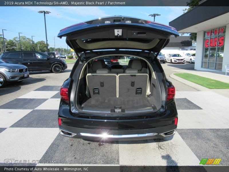 Majestic Black Pearl / Parchment 2019 Acura MDX Technology SH-AWD