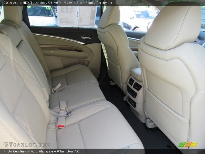 Majestic Black Pearl / Parchment 2019 Acura MDX Technology SH-AWD