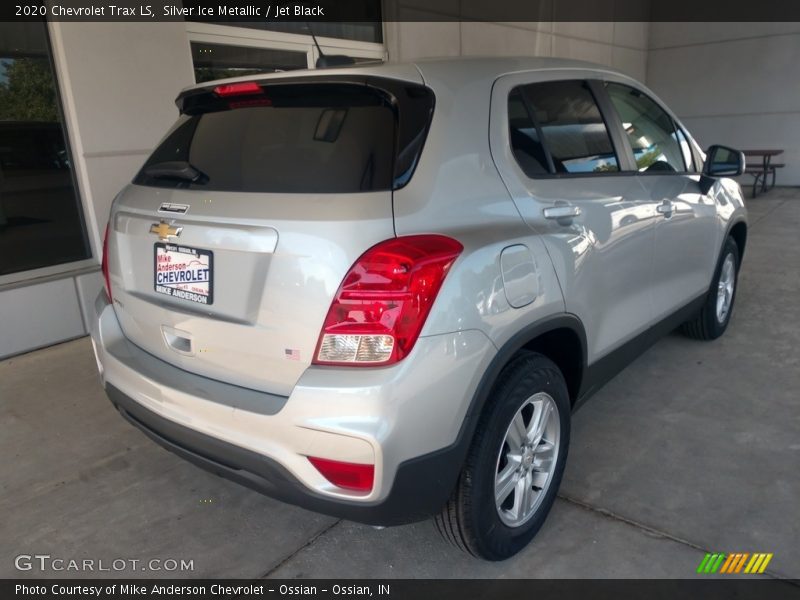 Silver Ice Metallic / Jet Black 2020 Chevrolet Trax LS