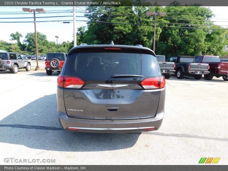 Granite Crystal Metallic / Alloy/Black 2020 Chrysler Pacifica Touring L