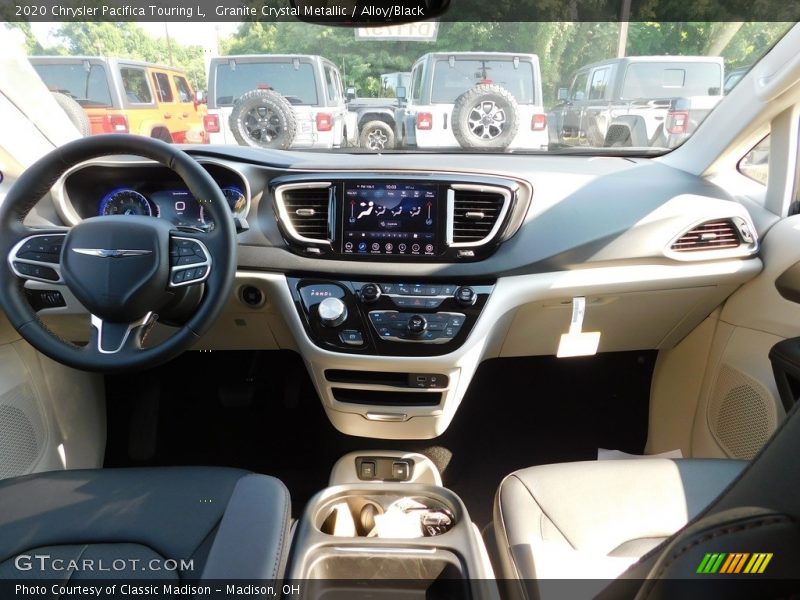 Granite Crystal Metallic / Alloy/Black 2020 Chrysler Pacifica Touring L
