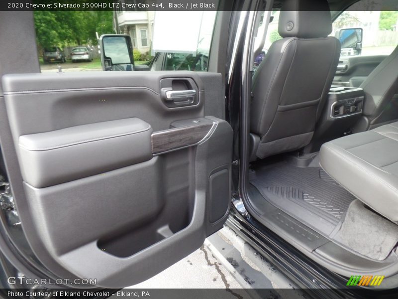 Black / Jet Black 2020 Chevrolet Silverado 3500HD LTZ Crew Cab 4x4