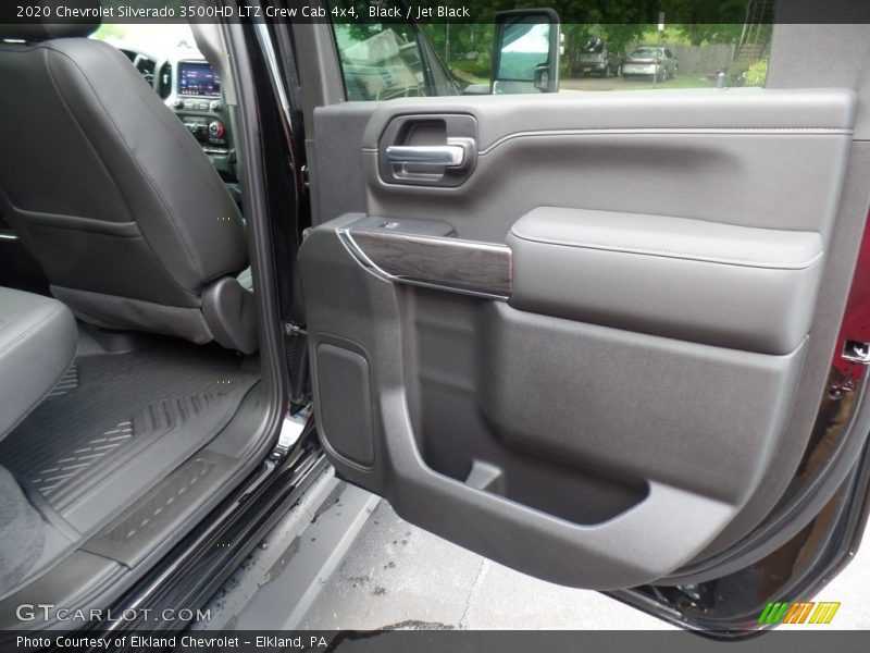 Black / Jet Black 2020 Chevrolet Silverado 3500HD LTZ Crew Cab 4x4