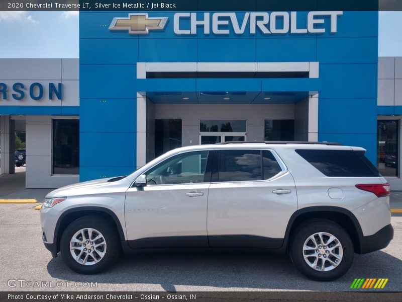 Silver Ice Metallic / Jet Black 2020 Chevrolet Traverse LT