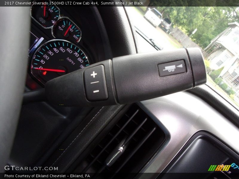 Summit White / Jet Black 2017 Chevrolet Silverado 3500HD LTZ Crew Cab 4x4