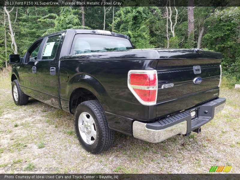 Tuxedo Black Metallic / Steel Gray 2013 Ford F150 XL SuperCrew