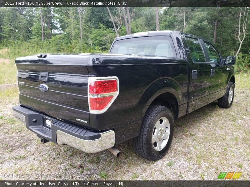 Tuxedo Black Metallic / Steel Gray 2013 Ford F150 XL SuperCrew