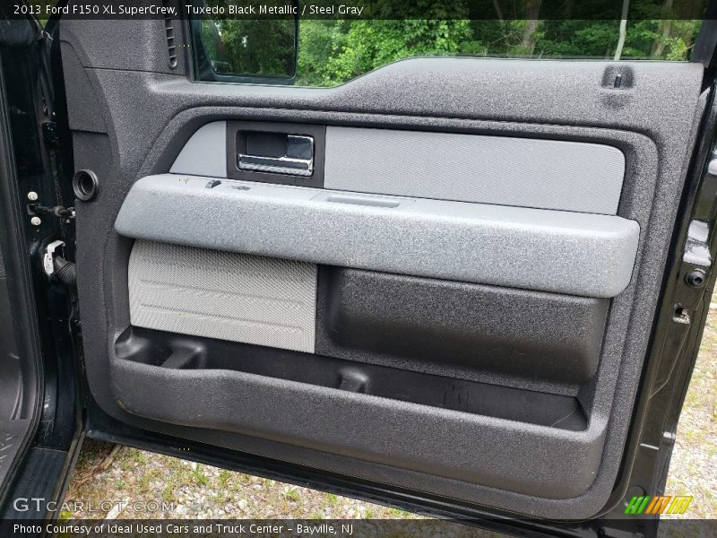 Tuxedo Black Metallic / Steel Gray 2013 Ford F150 XL SuperCrew