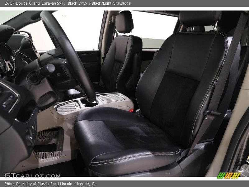 Black Onyx / Black/Light Graystone 2017 Dodge Grand Caravan SXT