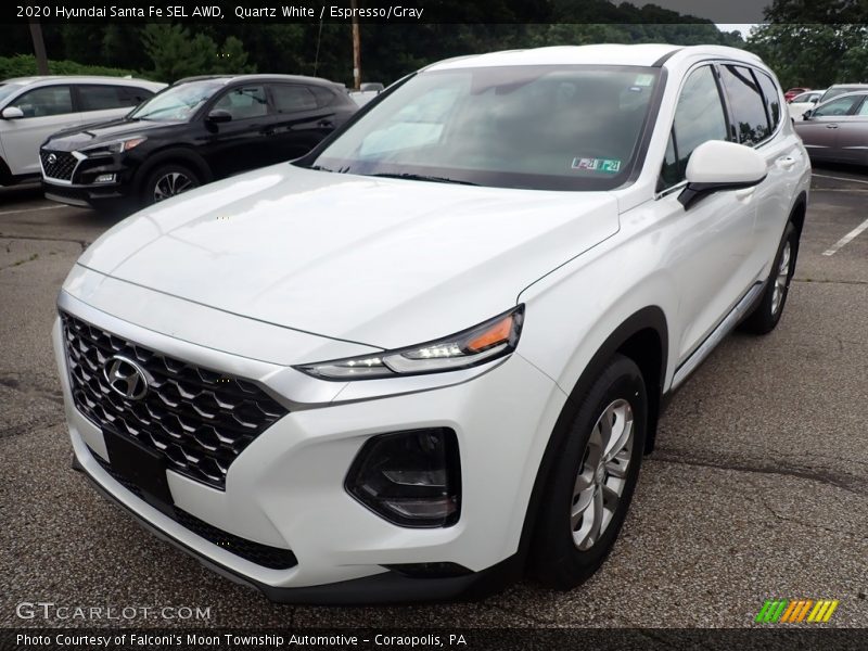 Front 3/4 View of 2020 Santa Fe SEL AWD