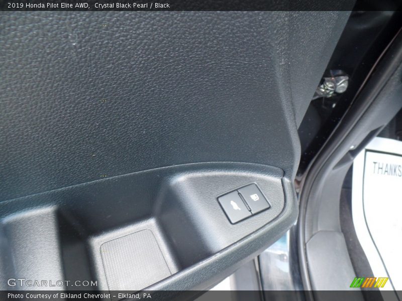 Crystal Black Pearl / Black 2019 Honda Pilot Elite AWD