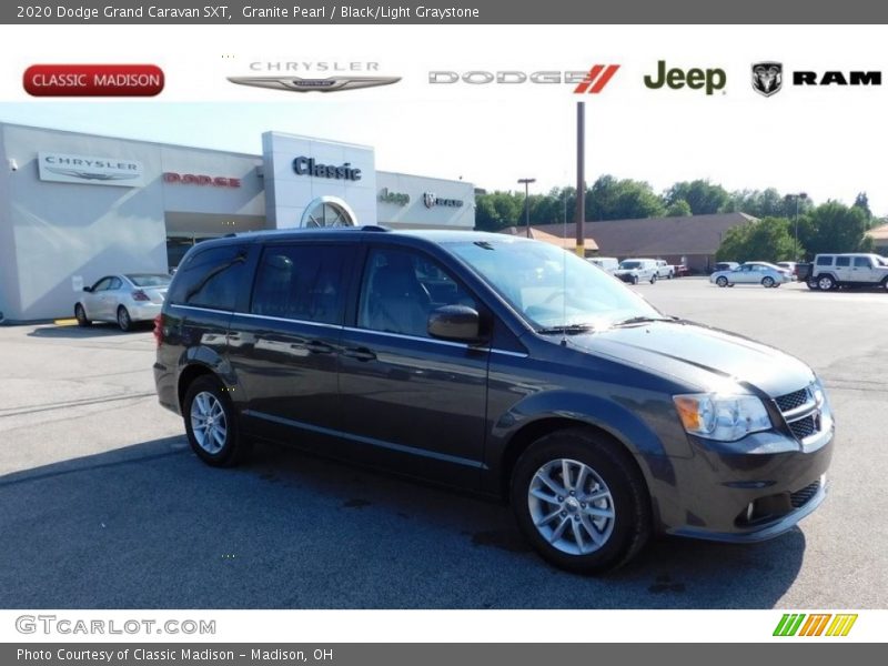 Granite Pearl / Black/Light Graystone 2020 Dodge Grand Caravan SXT