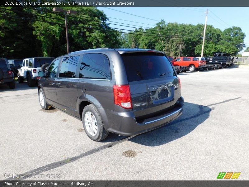 Granite Pearl / Black/Light Graystone 2020 Dodge Grand Caravan SXT