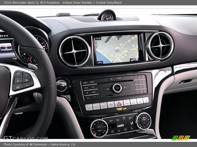 Controls of 2020 SL 450 Roadster