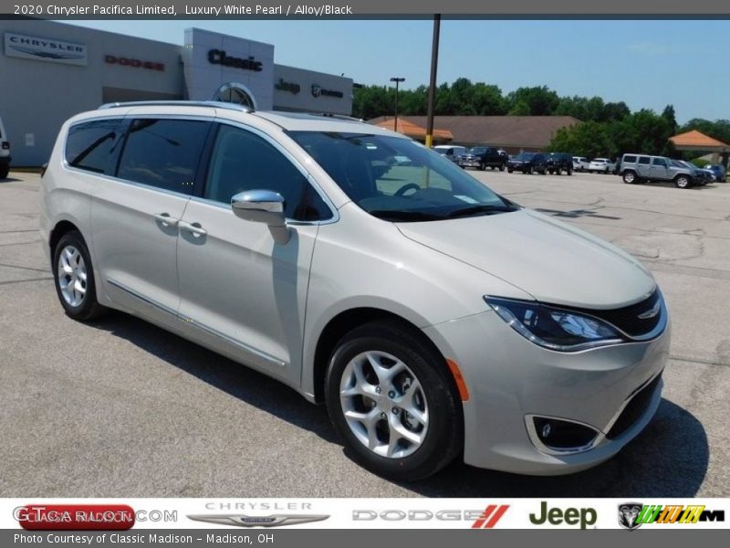 Luxury White Pearl / Alloy/Black 2020 Chrysler Pacifica Limited