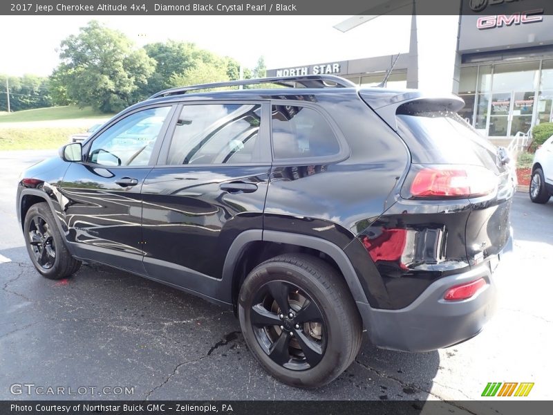 Diamond Black Crystal Pearl / Black 2017 Jeep Cherokee Altitude 4x4