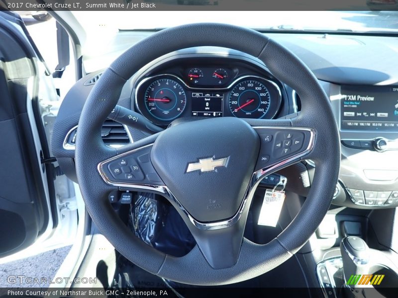 Summit White / Jet Black 2017 Chevrolet Cruze LT