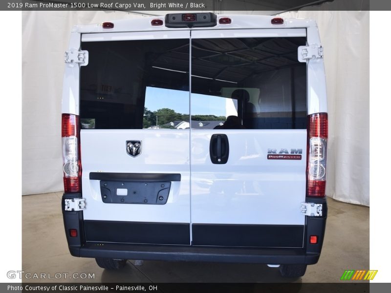 Bright White / Black 2019 Ram ProMaster 1500 Low Roof Cargo Van