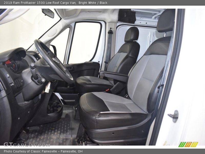 Bright White / Black 2019 Ram ProMaster 1500 Low Roof Cargo Van