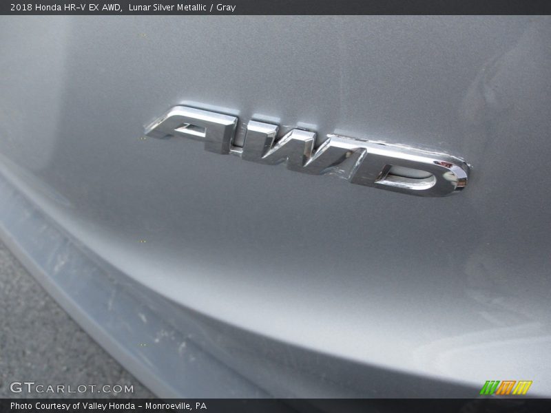 Lunar Silver Metallic / Gray 2018 Honda HR-V EX AWD