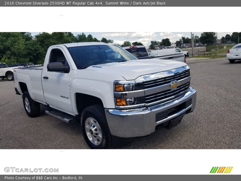 Front 3/4 View of 2016 Silverado 2500HD WT Regular Cab 4x4