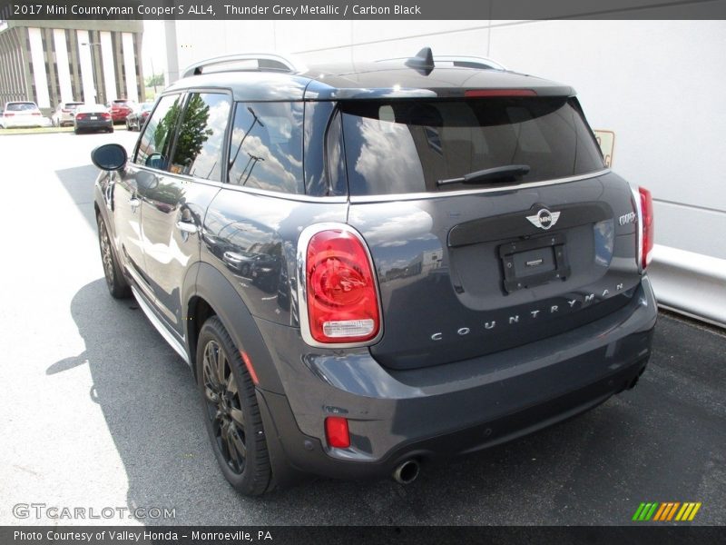 Thunder Grey Metallic / Carbon Black 2017 Mini Countryman Cooper S ALL4