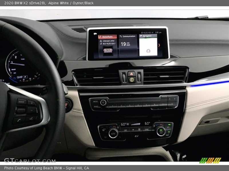 Alpine White / Oyster/Black 2020 BMW X2 sDrive28i