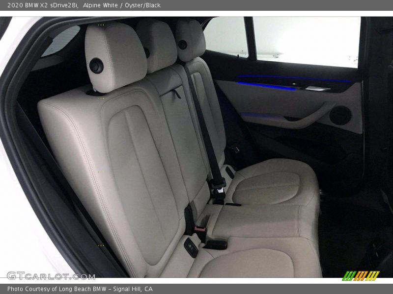 Alpine White / Oyster/Black 2020 BMW X2 sDrive28i