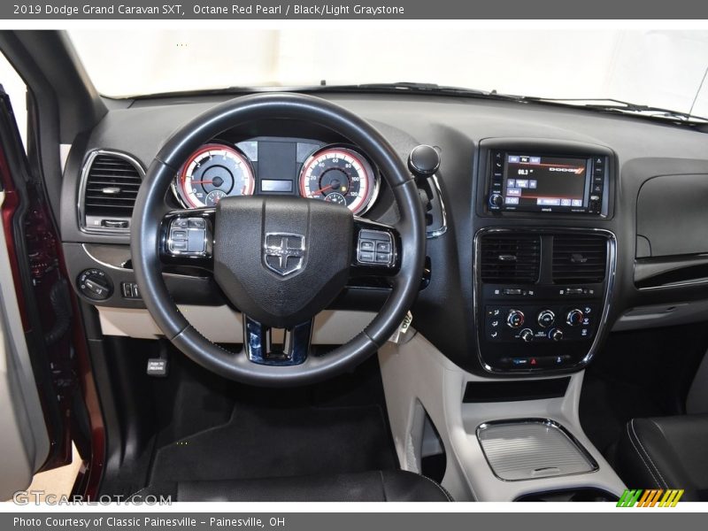 Octane Red Pearl / Black/Light Graystone 2019 Dodge Grand Caravan SXT