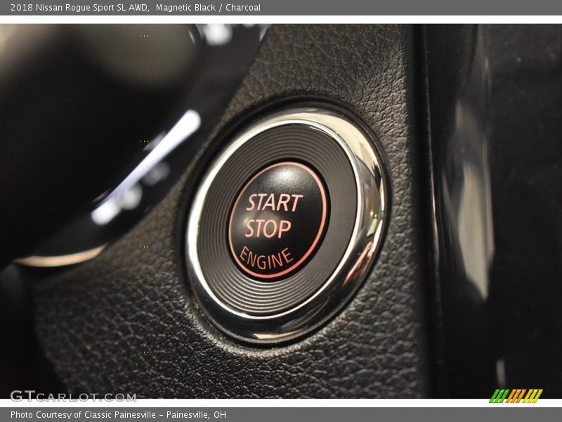 Magnetic Black / Charcoal 2018 Nissan Rogue Sport SL AWD