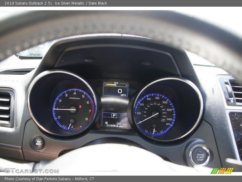 Ice Silver Metallic / Slate Black 2019 Subaru Outback 2.5i