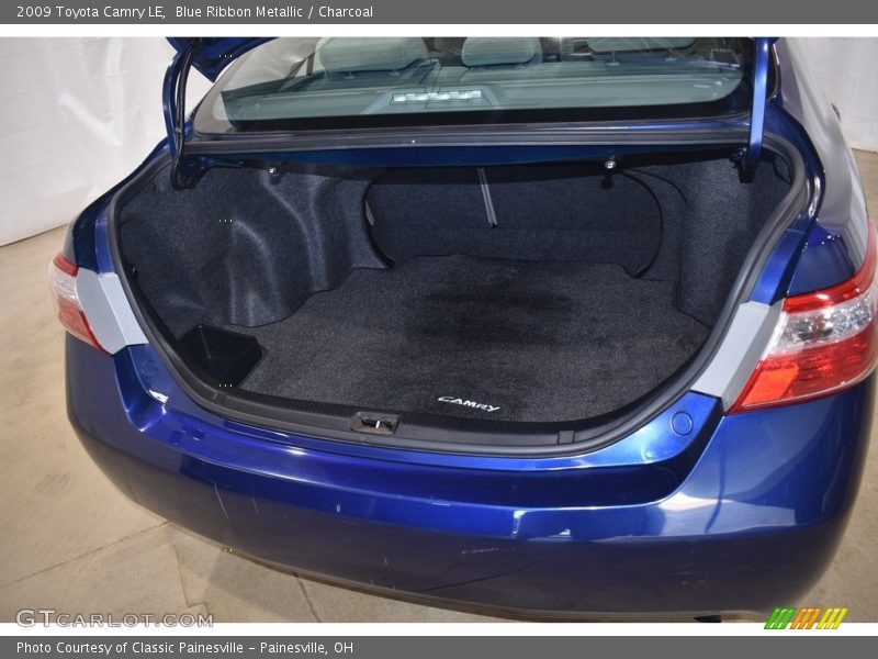 Blue Ribbon Metallic / Charcoal 2009 Toyota Camry LE
