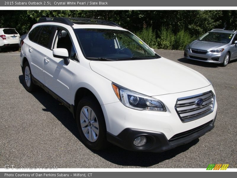 Front 3/4 View of 2015 Outback 2.5i
