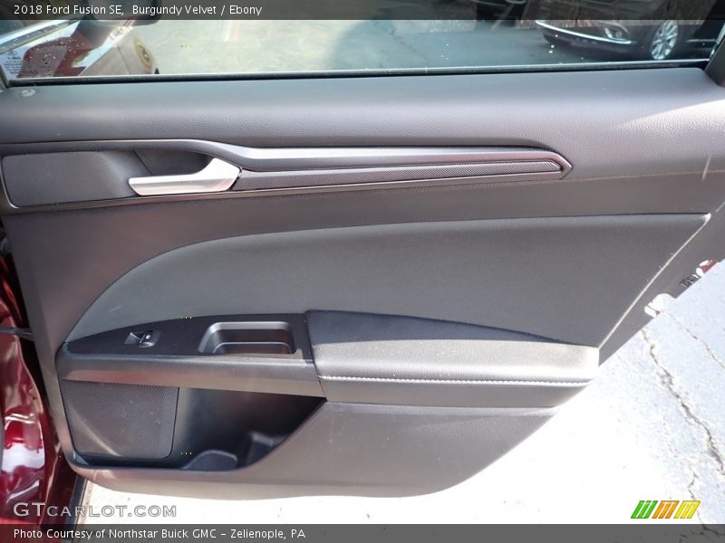 Burgundy Velvet / Ebony 2018 Ford Fusion SE