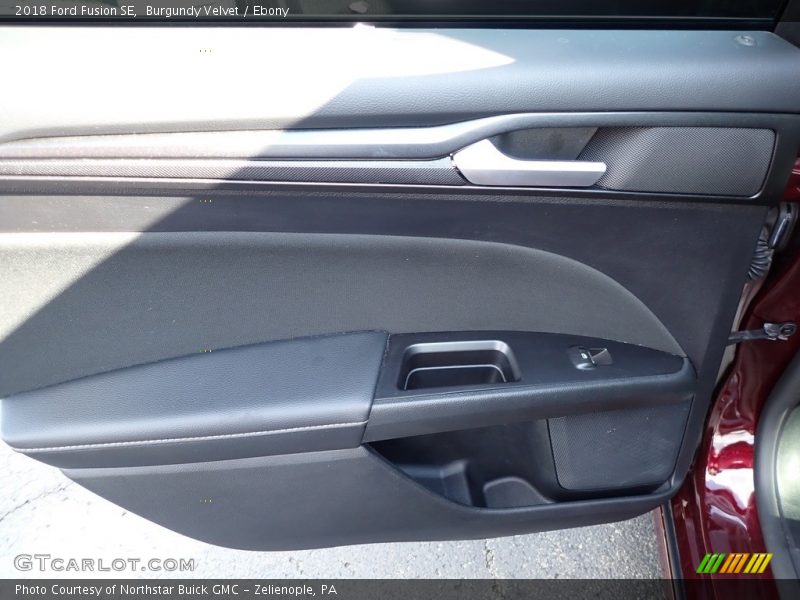 Burgundy Velvet / Ebony 2018 Ford Fusion SE