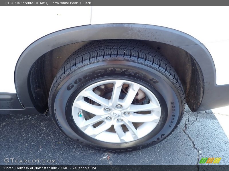 Snow White Pearl / Black 2014 Kia Sorento LX AWD