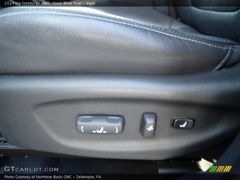 Snow White Pearl / Black 2014 Kia Sorento LX AWD