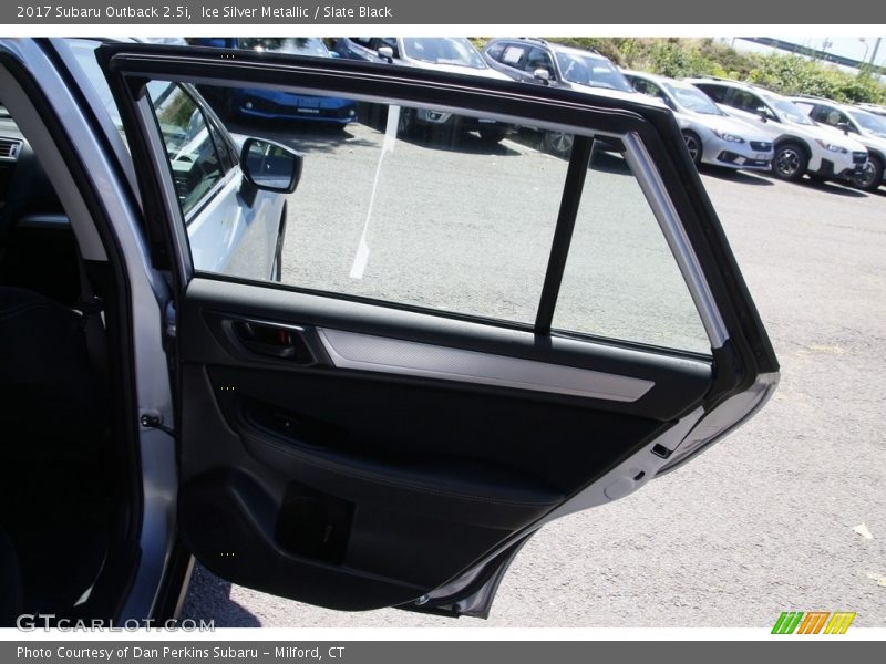 Ice Silver Metallic / Slate Black 2017 Subaru Outback 2.5i