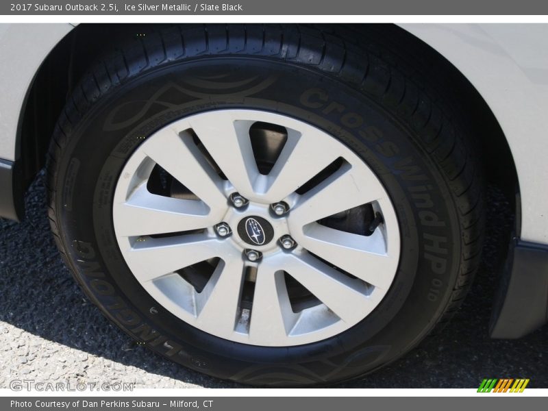 Ice Silver Metallic / Slate Black 2017 Subaru Outback 2.5i