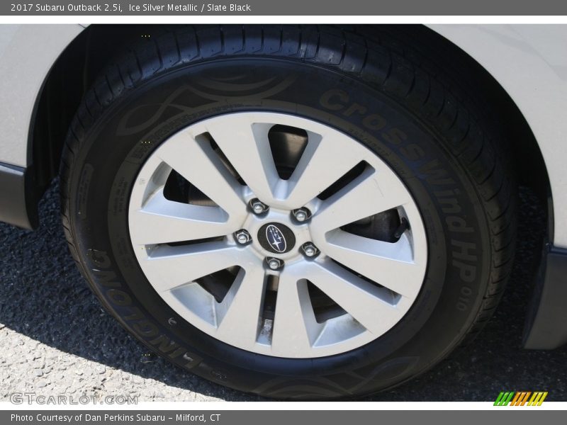 Ice Silver Metallic / Slate Black 2017 Subaru Outback 2.5i