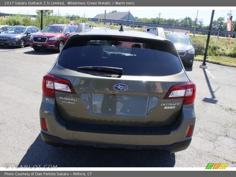 Wilderness Green Metallic / Warm Ivory 2017 Subaru Outback 2.5i Limited
