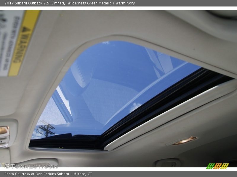 Wilderness Green Metallic / Warm Ivory 2017 Subaru Outback 2.5i Limited