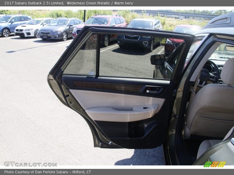Wilderness Green Metallic / Warm Ivory 2017 Subaru Outback 2.5i Limited