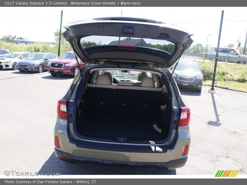 Wilderness Green Metallic / Warm Ivory 2017 Subaru Outback 2.5i Limited