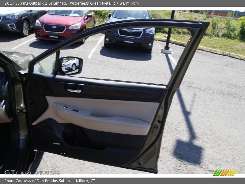 Wilderness Green Metallic / Warm Ivory 2017 Subaru Outback 2.5i Limited