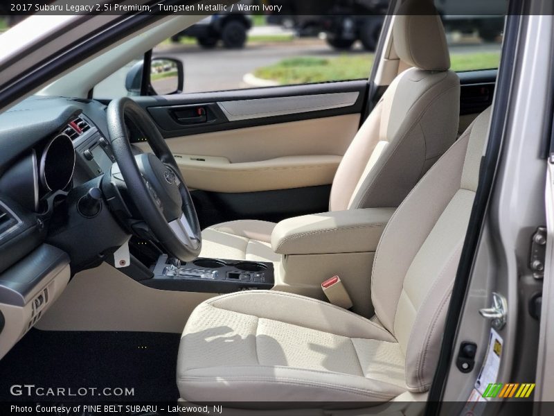 Tungsten Metallic / Warm Ivory 2017 Subaru Legacy 2.5i Premium
