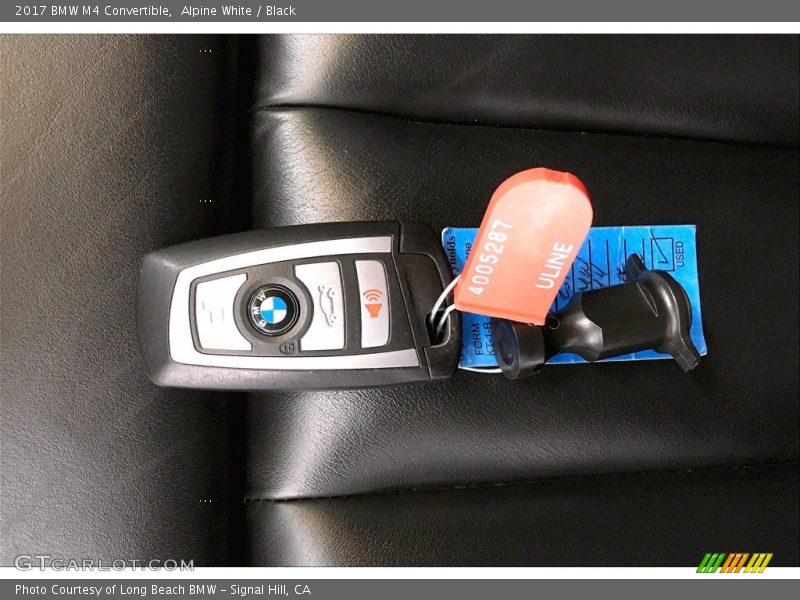 Alpine White / Black 2017 BMW M4 Convertible