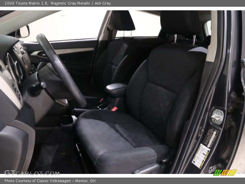 Magnetic Gray Metallic / Ash Gray 2009 Toyota Matrix 1.8