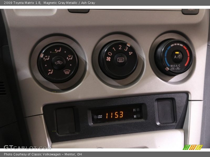Magnetic Gray Metallic / Ash Gray 2009 Toyota Matrix 1.8