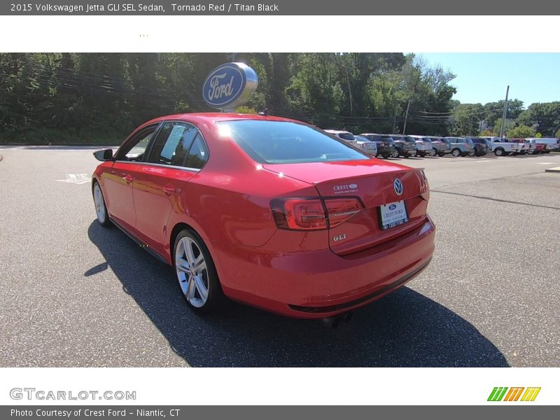 Tornado Red / Titan Black 2015 Volkswagen Jetta GLI SEL Sedan